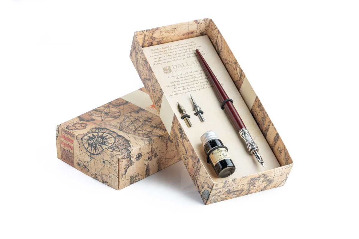 BX101 Writing set with wooden calligraphy pen, decorated ferrule, 3 nibs and black ink