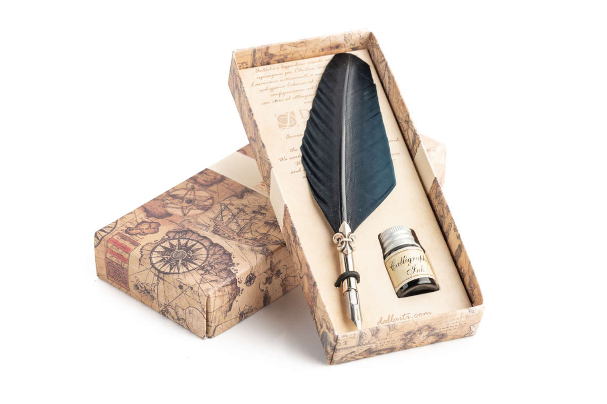 PIU68 Writing set with medium coloured feather pen, lily decorated ferrule & black ink