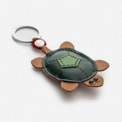 PCA048AS Turtle keychain in AppleSkin®