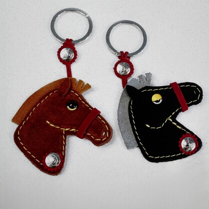 PCA015 Horse Head keyring in suede
