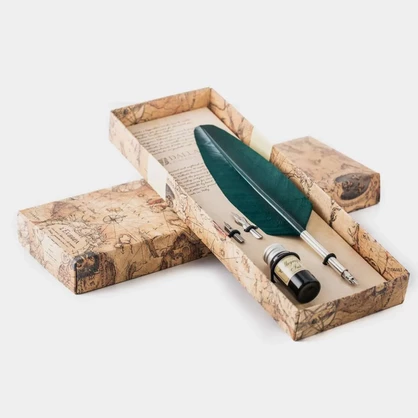 PIU89 – Writing set with large feather pen, metal lily tip and black ink