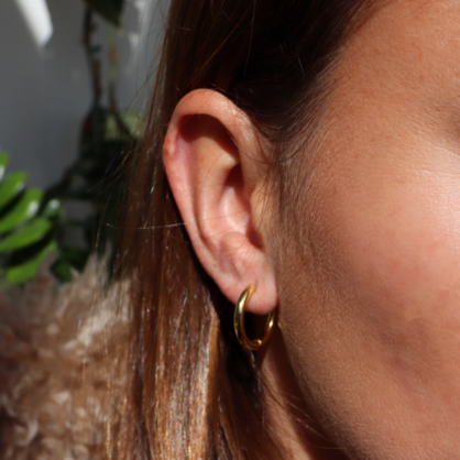 FV Yellow Gold 20mm Huggie Hoops