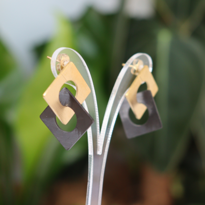 Carre Yellow Gold & Black Stud Earrings