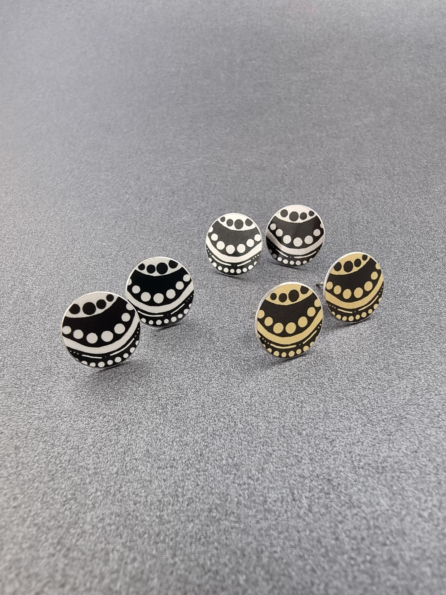 ANOTHER WATERWAY – 13mm disc studs