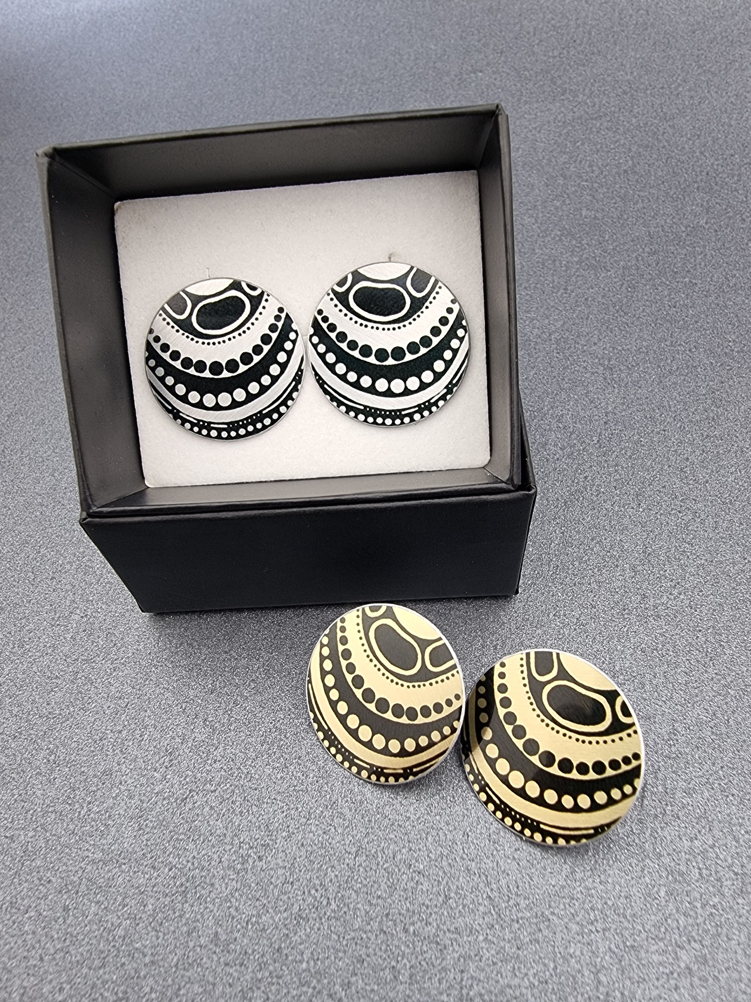 ANOTHER WATERWAY – 22mm disc studs