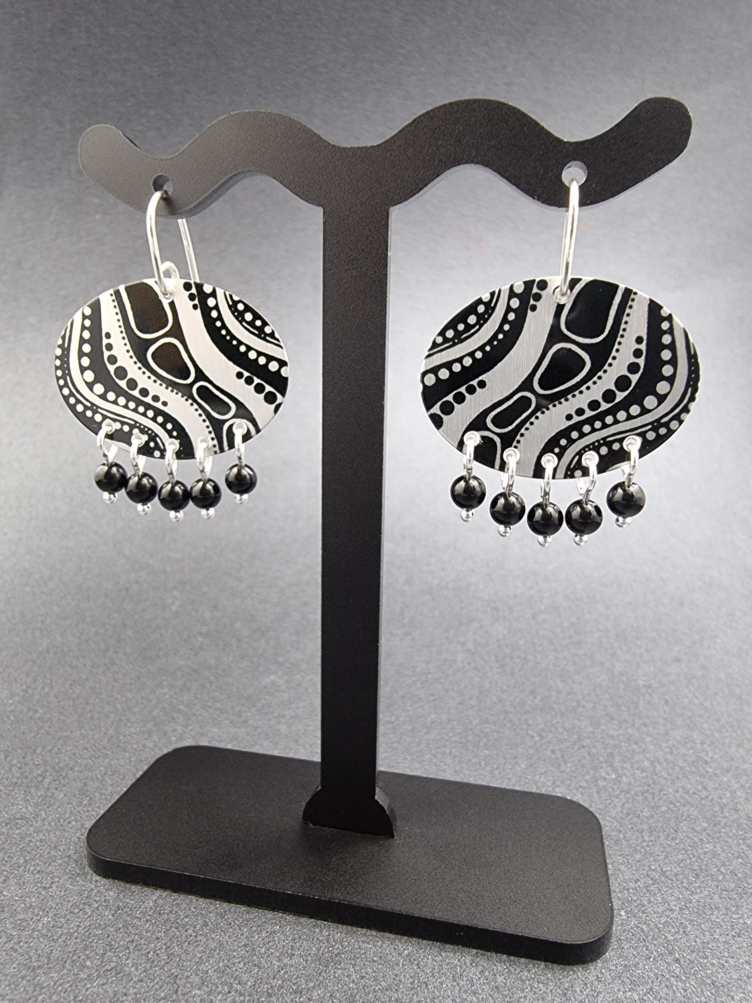 ANOTHER WATERWAY – oval onyx earrings