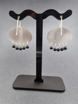 ANOTHER WATERWAY – oval onyx earrings