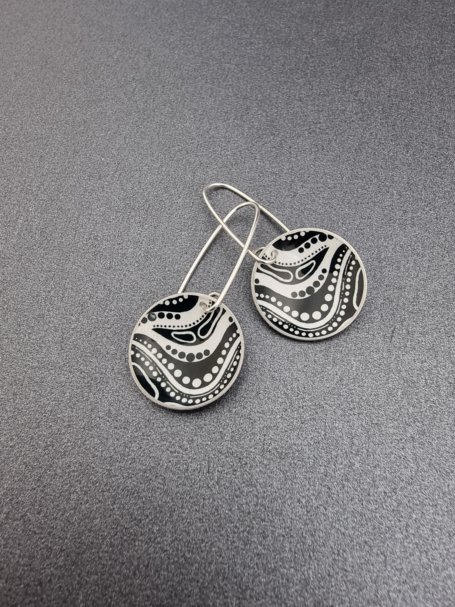 ANOTHER WATERWAY – domed long hooks