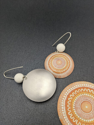 SUNSET MEETING – large domed earrings