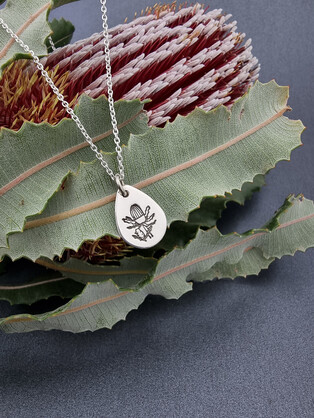 AUSSIE BUSH – Banksia necklace