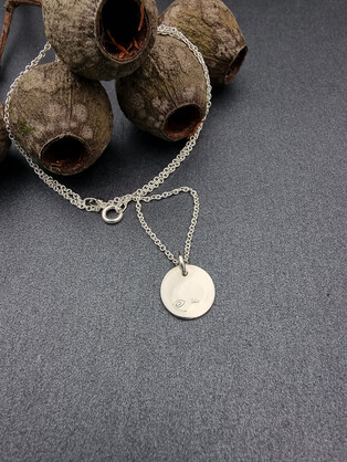 AUSSIE BUSH – Gum nut necklace