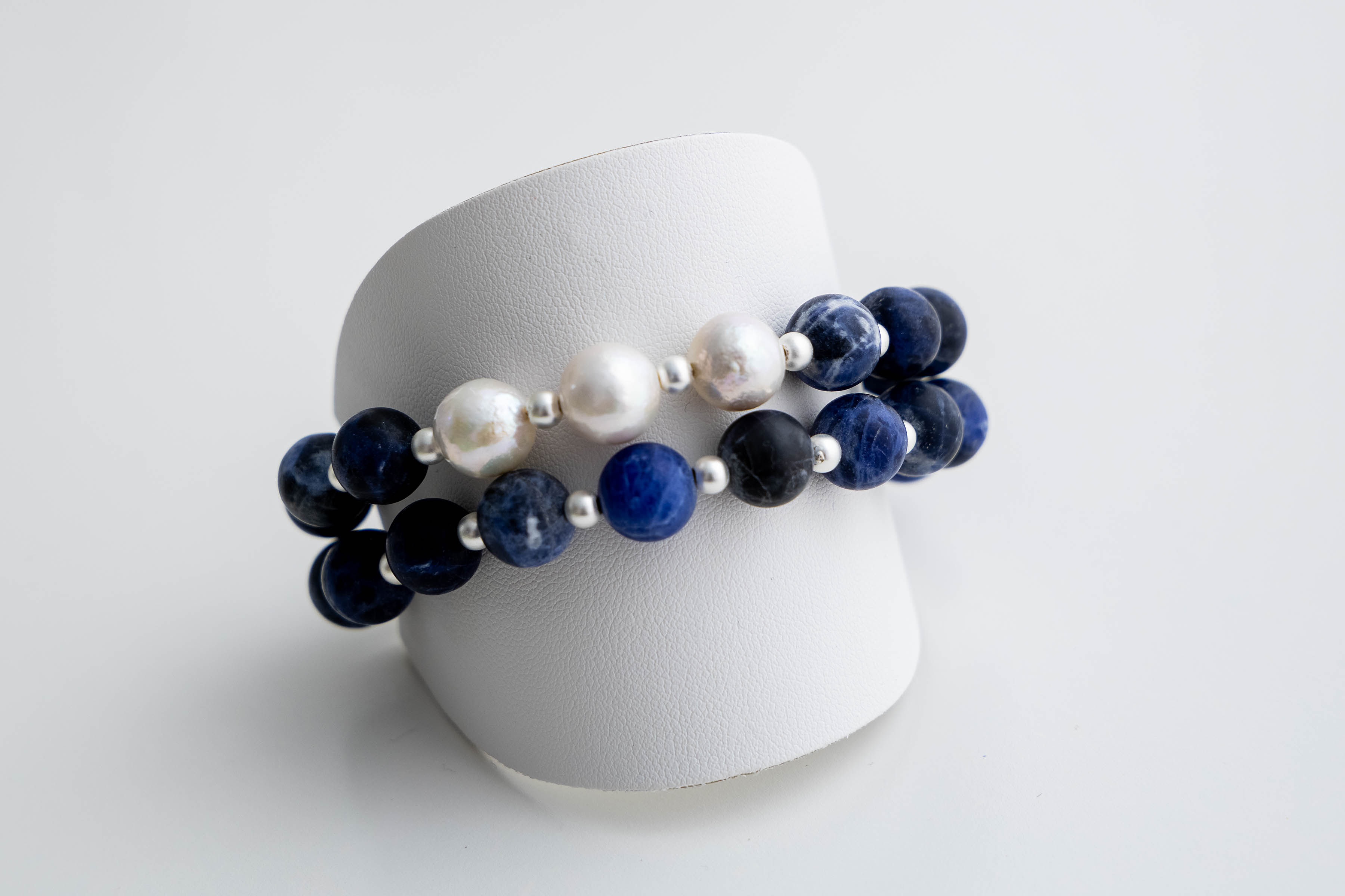 HARMONY BEAD BRACELET STACK - NAVY