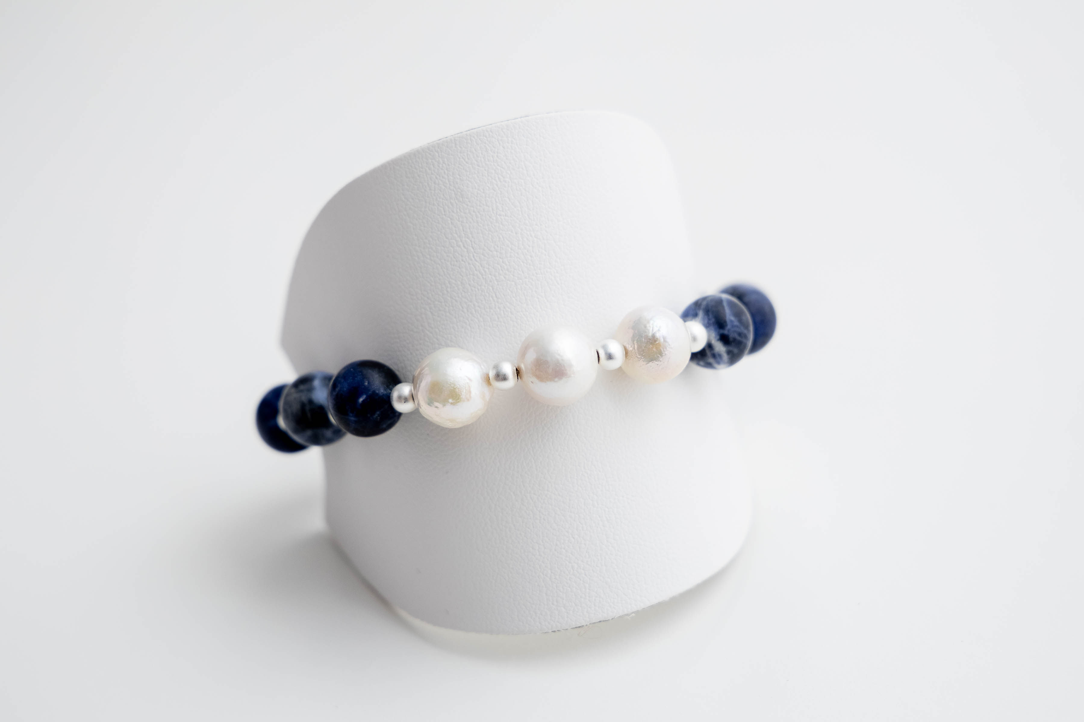 HARMONY BEAD BRACELET STACK - NAVY