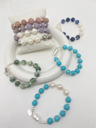 HARMONY BEAD BRACELET STACK - NAVY