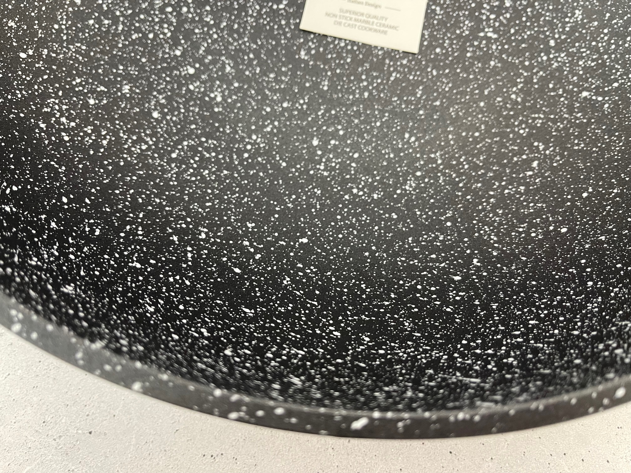 Florence Cookware Non-Stick Black Wok 32cm 5L with Marble Interior and Glass Lid.