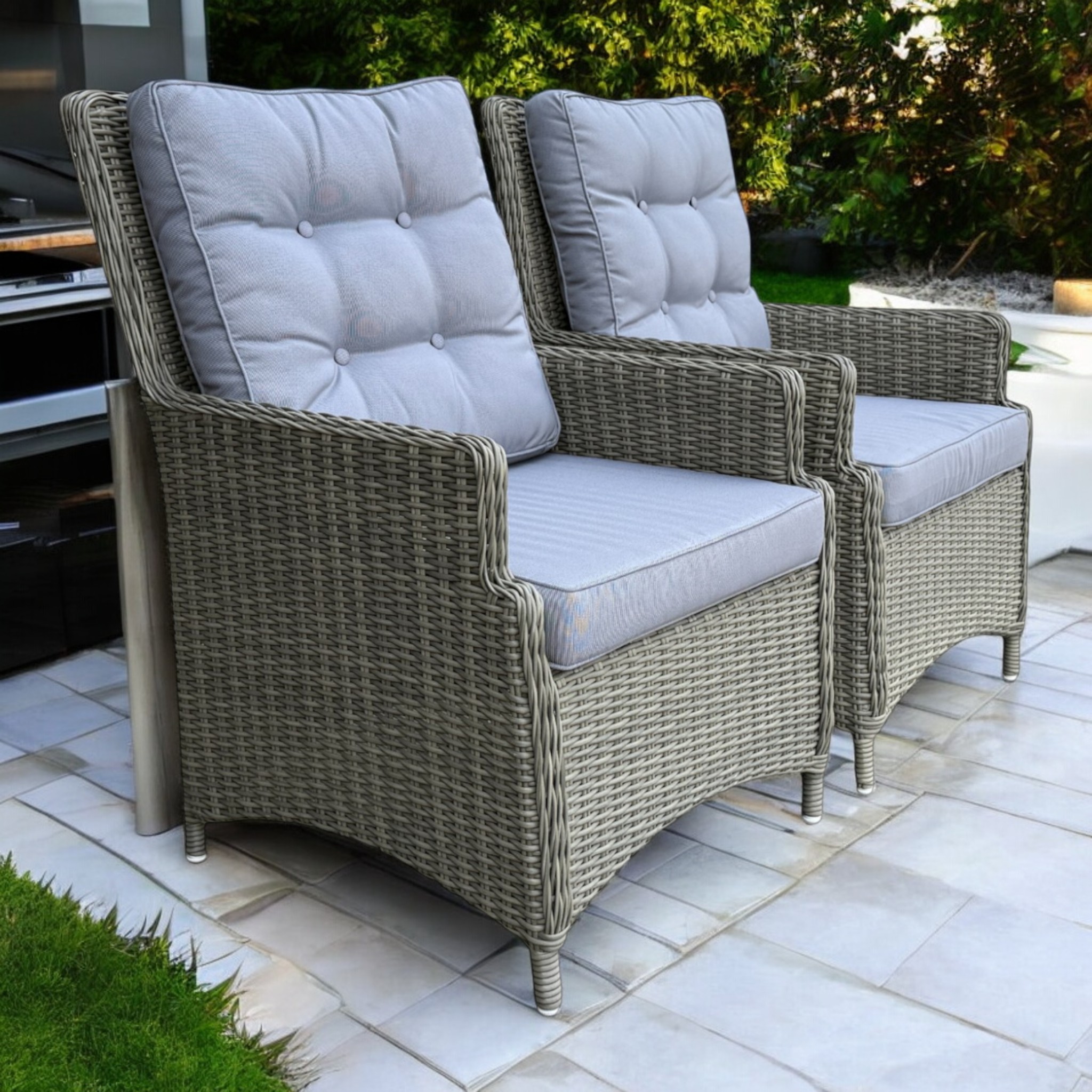 Alphington 5-Seater Outdoor Lounge & Dining Set – Aluminium Frame, Wicker, Blue Cushions