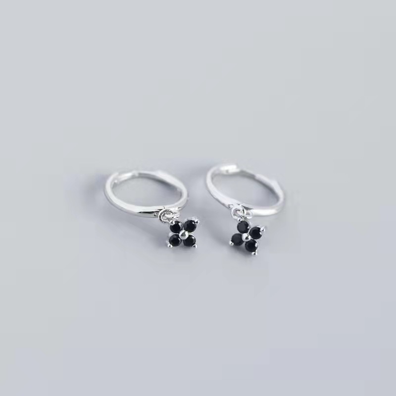 Flower Noir Huggie - Silver