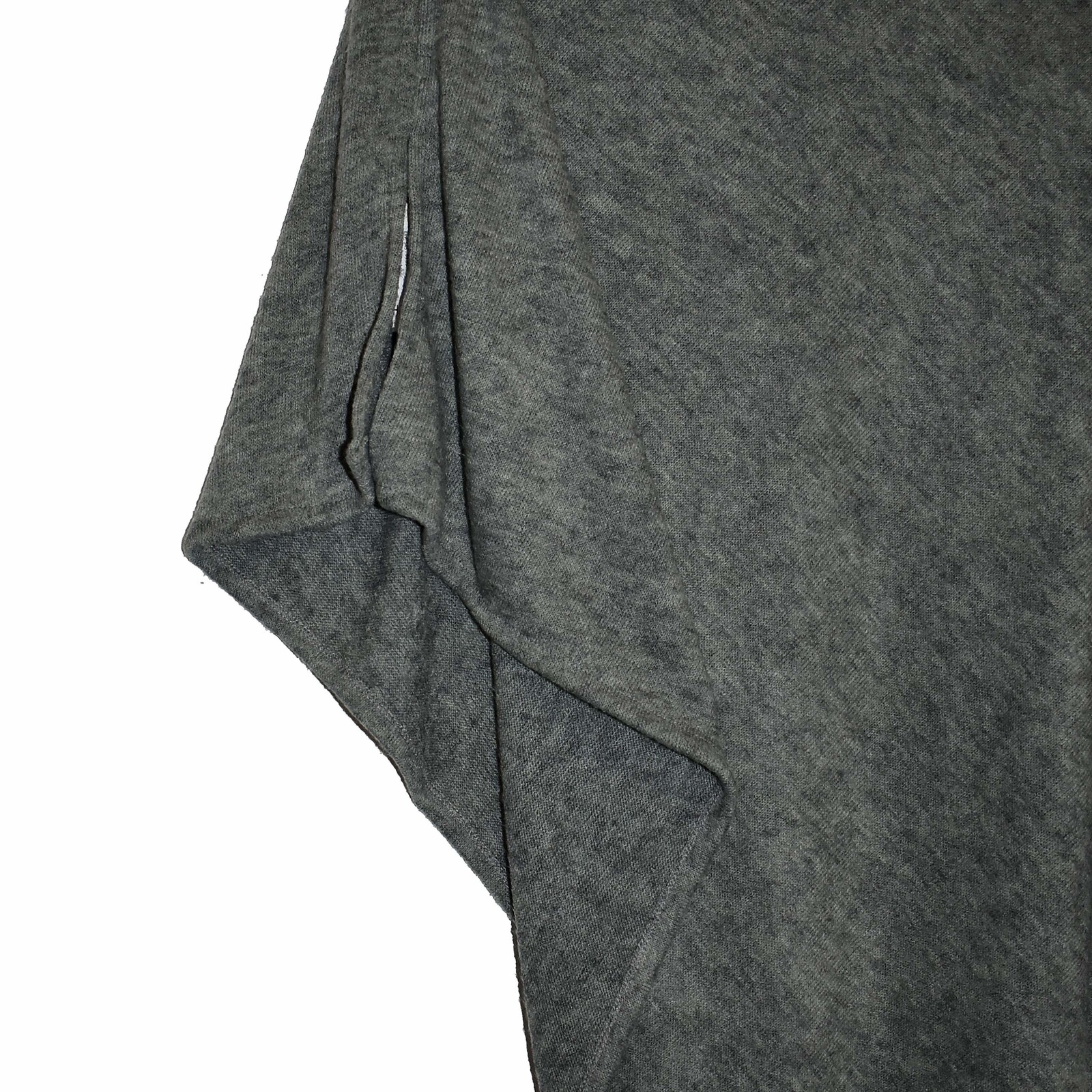 THSP1036: Grey: Pearl Poncho