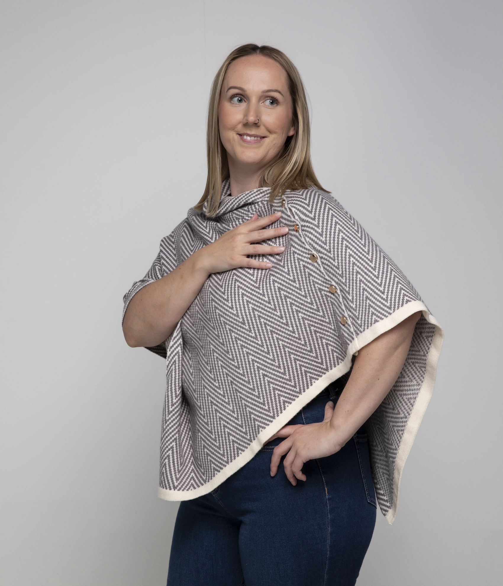 THSP2023: Black: Herringbone w Button Poncho