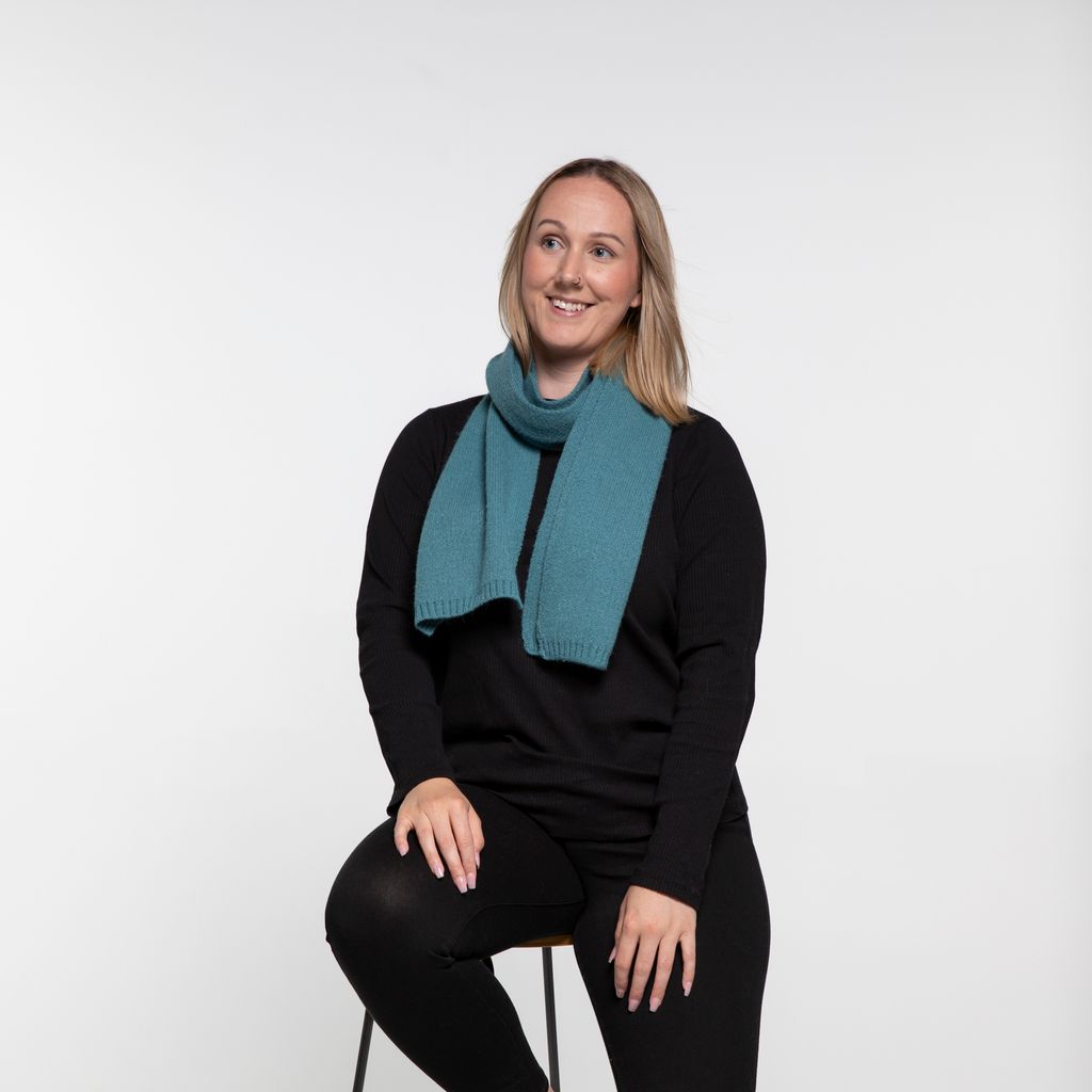THSS2510: Teal: Knitted Scarf