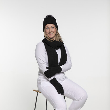 THSS2550HXBlack: Black: Braid Knit Scarf