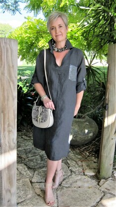 L577-Stylish Italian Natural Linen Dress