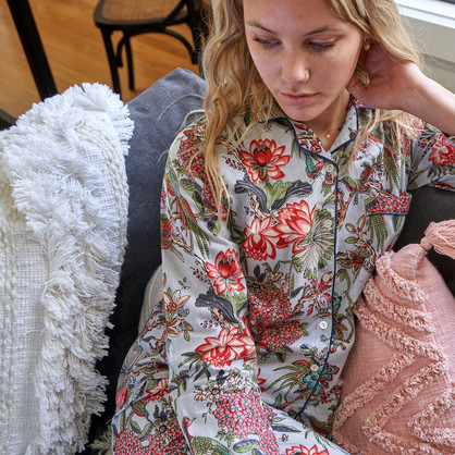 PJ SET LOUNGEWEAR SLEEPWEAR PYJAMAS BEIGE FLORAL Includes 4 sizes S,M,L,XL