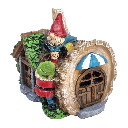Solar Log House w/Gnomes