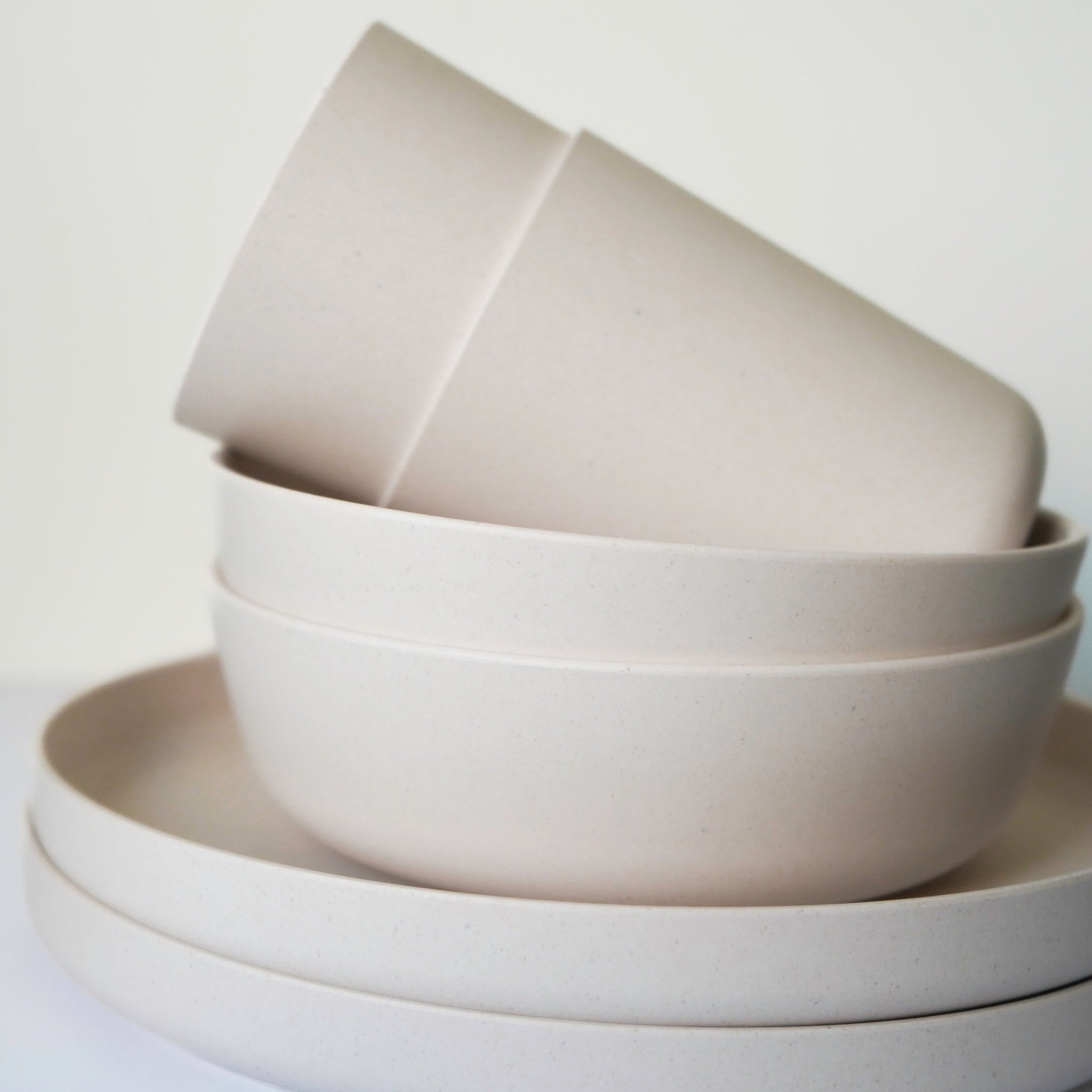 EcoCubs Bamboo Plates. 100% plant-based. Natural White