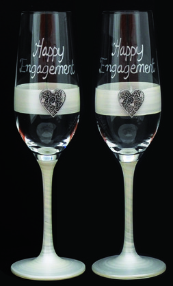 PAIR OF CHAMPAGNE FLUTES ENGAGEMENT (HEART OF STEEL)