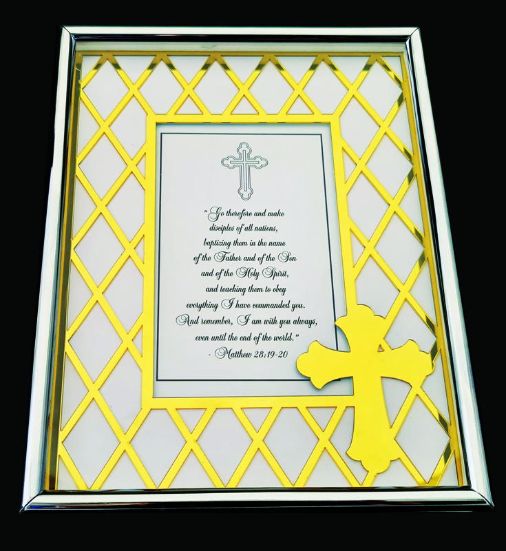 DESIGNER EXQUISITE METAL BOX FRAME CROSS GOLD 4x6