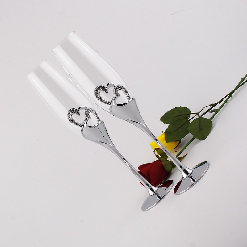 PREMIUM CHAMPAGNE FLUTES - SILVER BINDING HEARTS