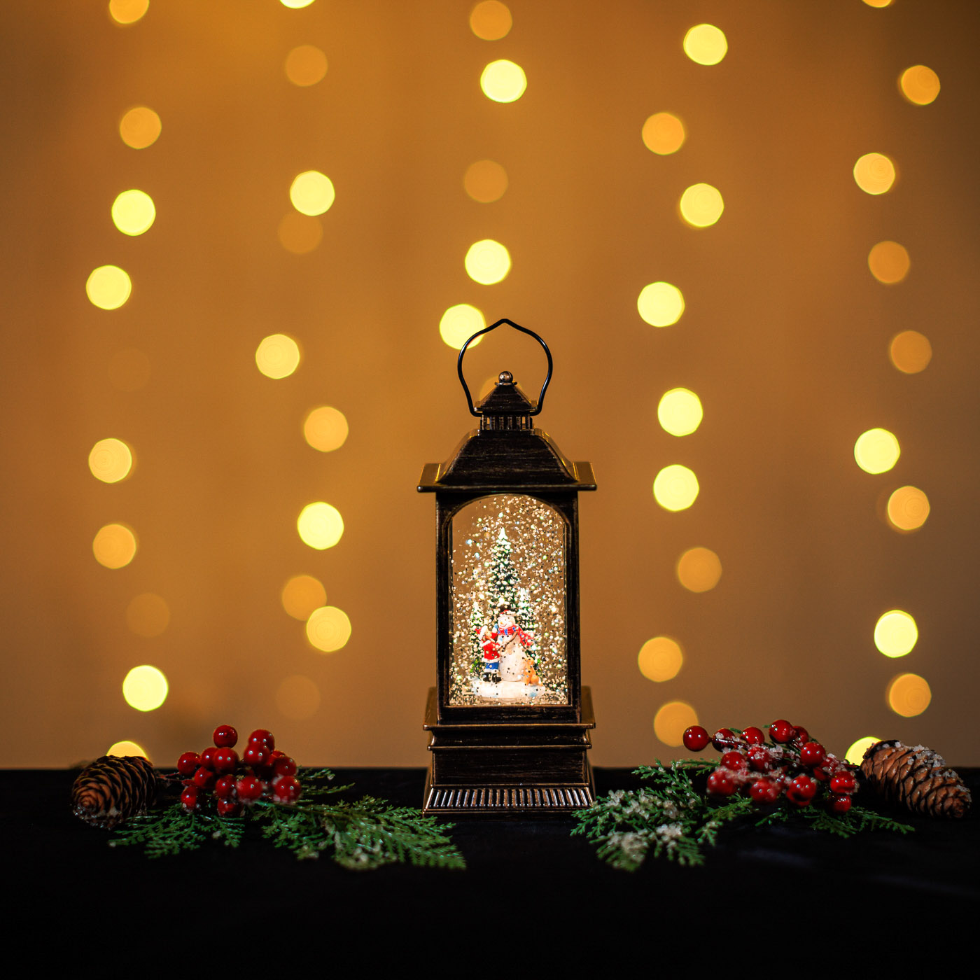 Small Snowing Malta Lantern w/ Snowman