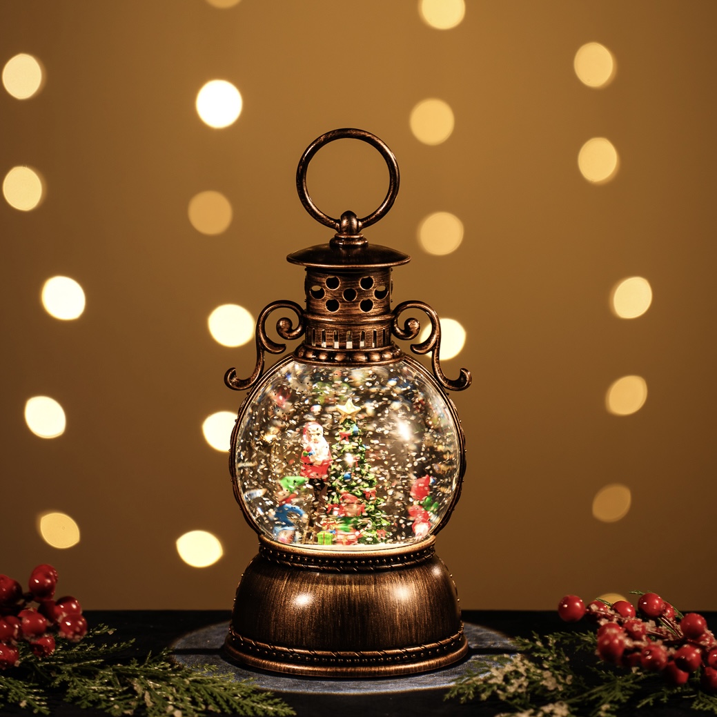 Snowing Oil Lantern / Rotating Santa