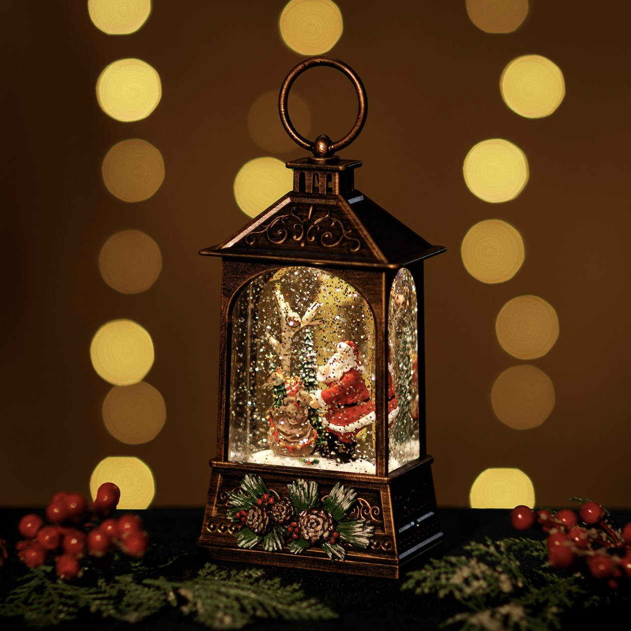 Medium Malta Lantern w/ Santa