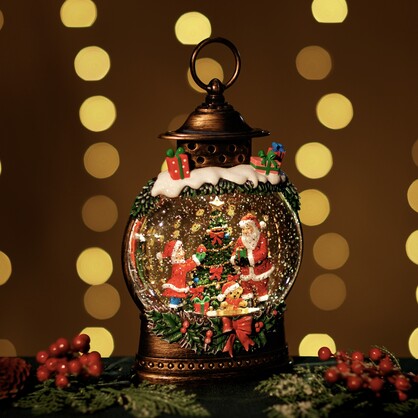 Snowing Gift Globe w/ Santa