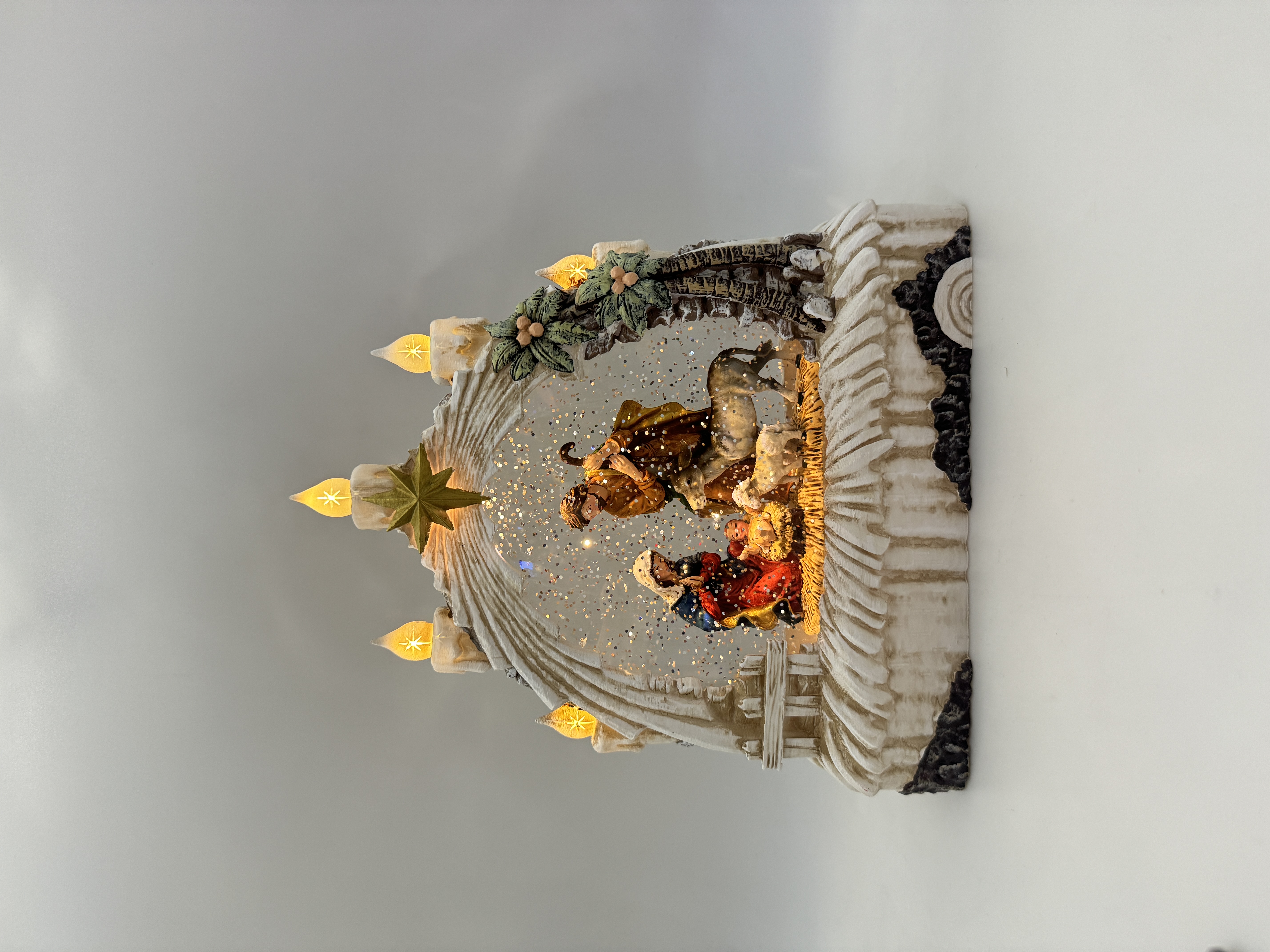 Snowing Candle Bridge Small / Nativity