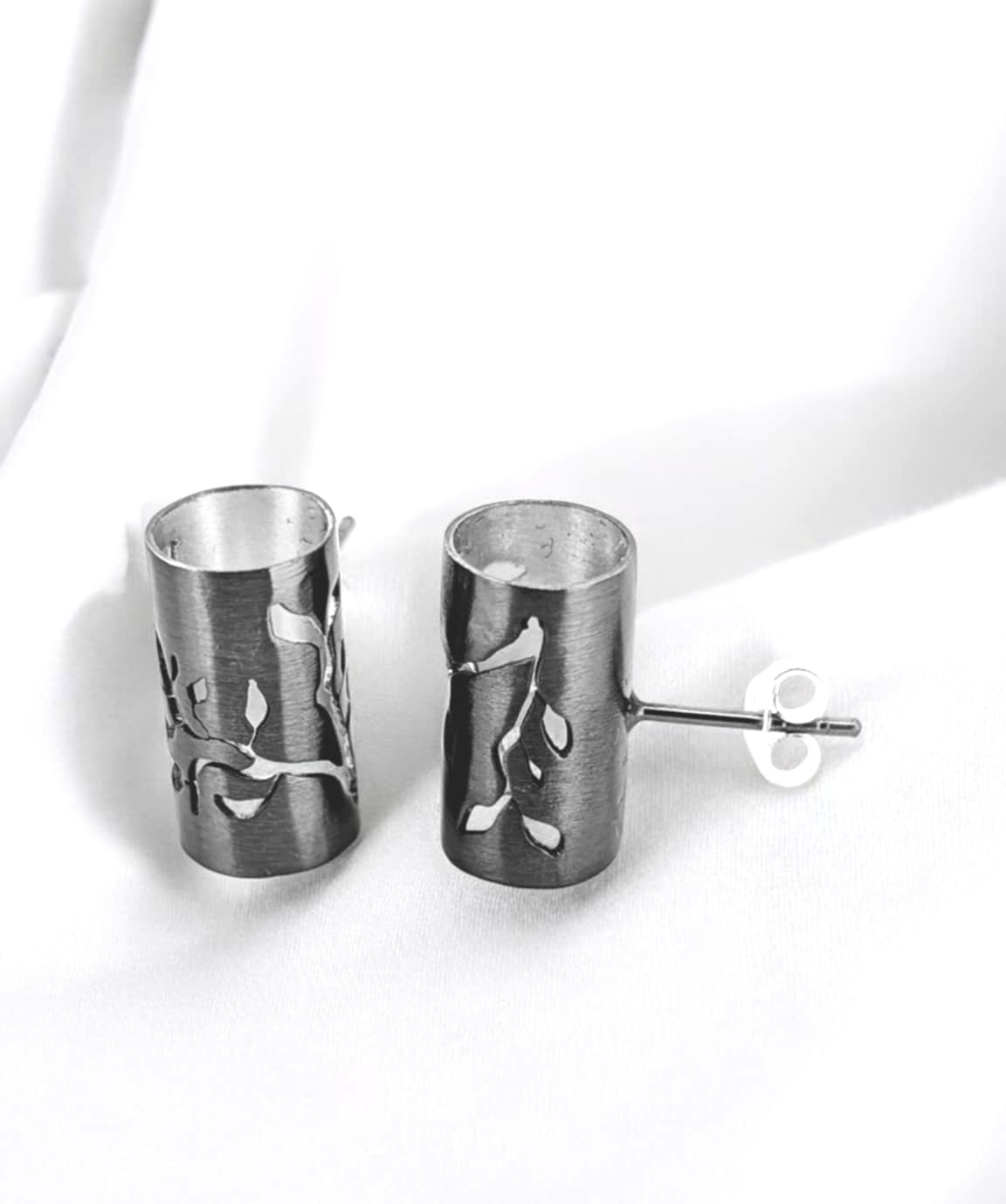 Cylinder-Shaped Stud Earrings with Pressed Plant Imprint