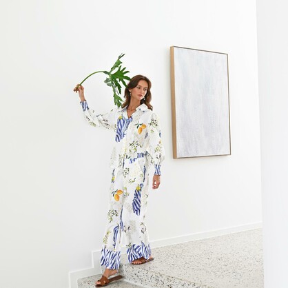 2477-PACK Tables in the Wilderness "Sara" Shirt - Pack of 3 (S,M,L)