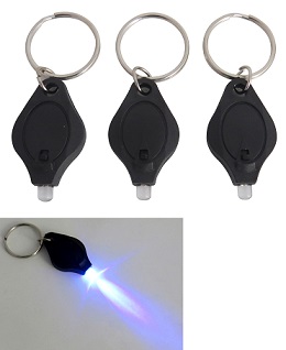 UV LIGHT KEYCHAIN