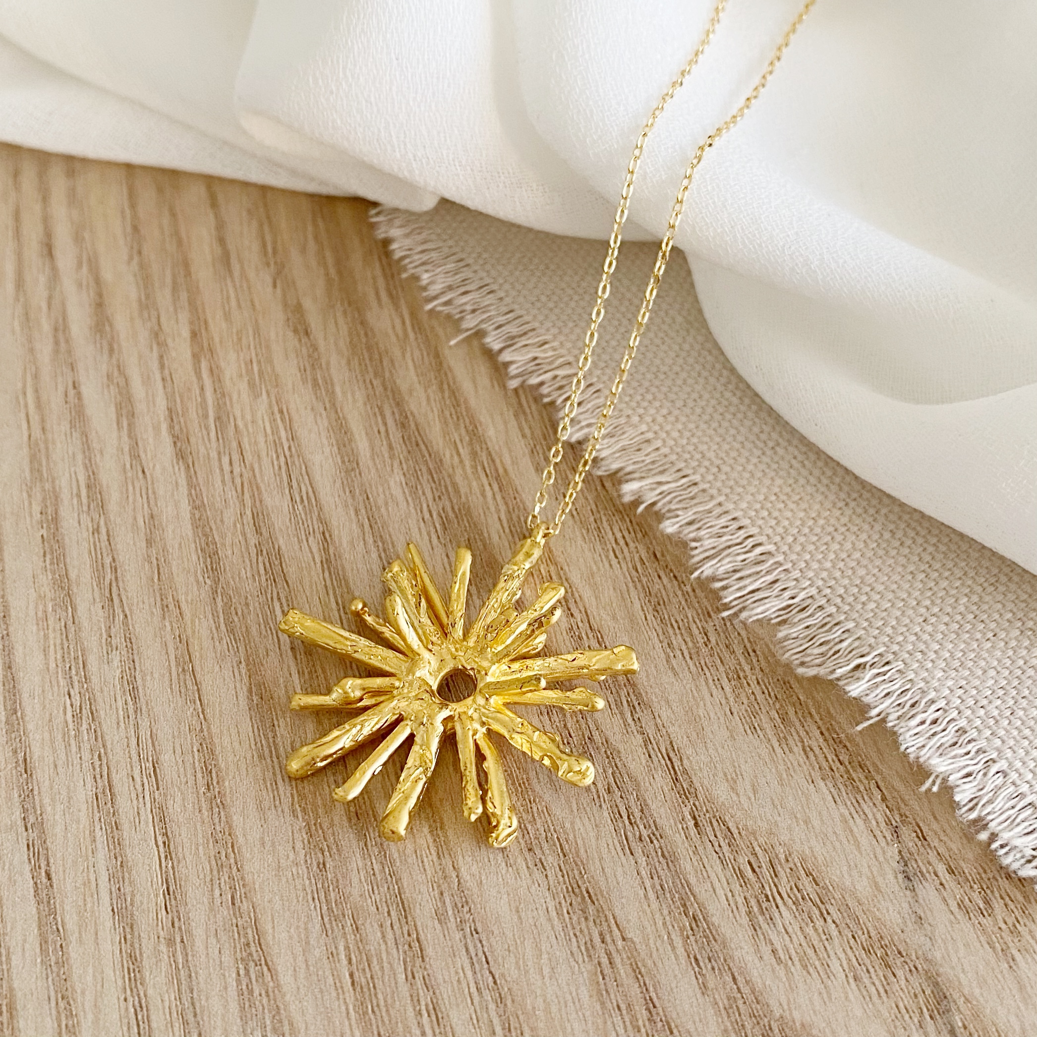 Solar Necklace | Gold