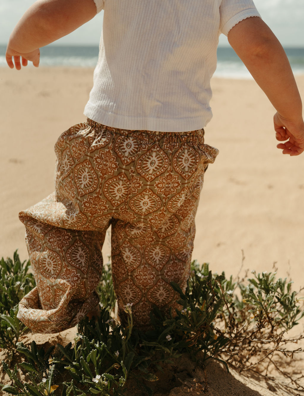 Vagar Straight Legged Pants I Retro Funk