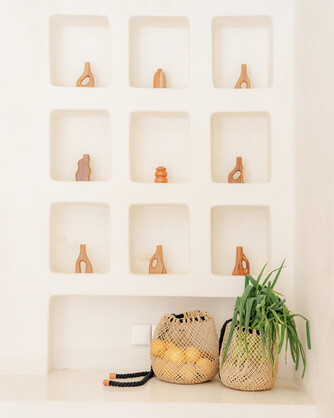 Tomo Wooden Vase