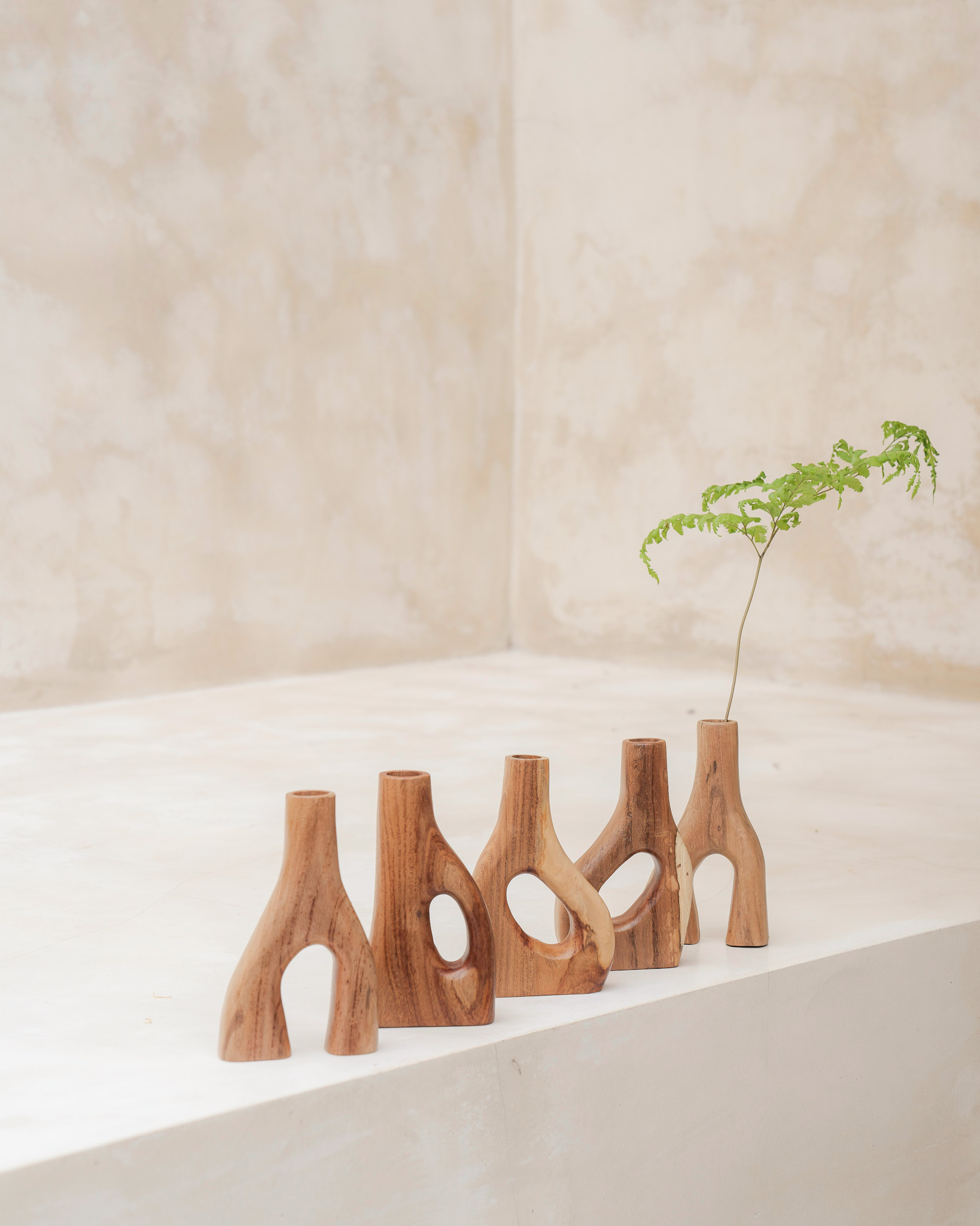 Tomo Wooden Vase
