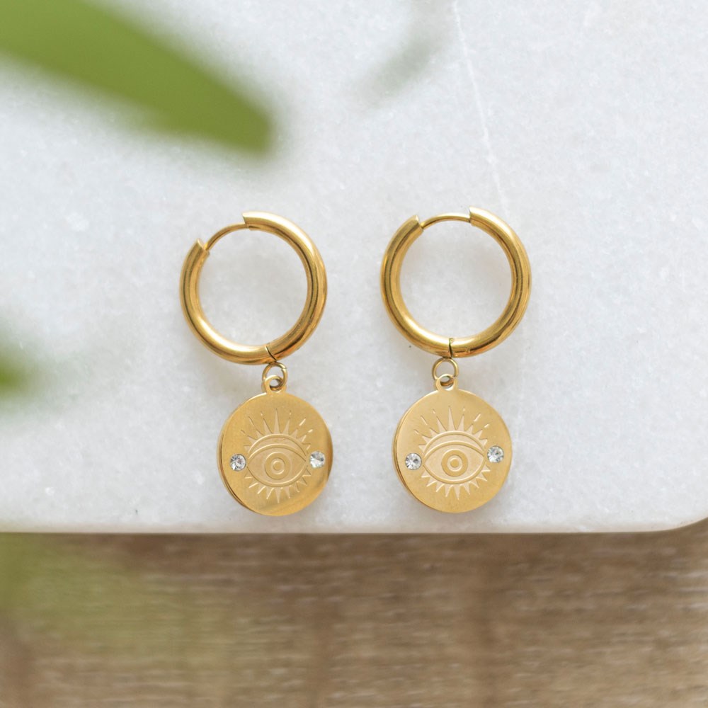 All seeing eye jewellery display (18)
