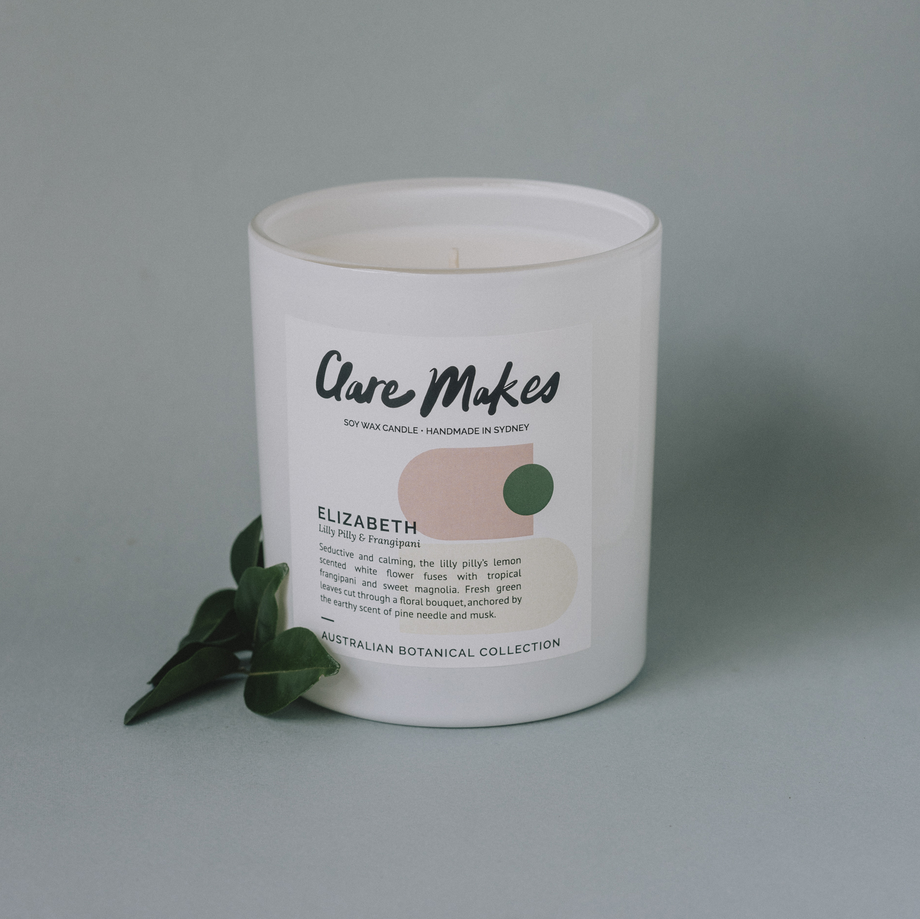 Lilly Pilly & Frangipani Large Candle 280g