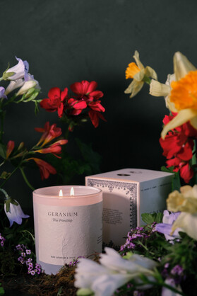 Geranium Large Candle| Rose Geranium & Spice | Language of Flowers