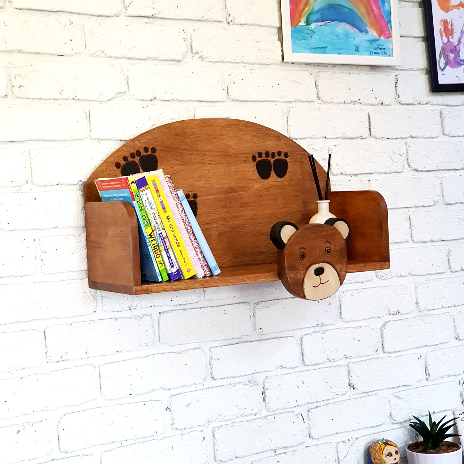 Children's book shelf Bear theme for children's room with mounting hooks