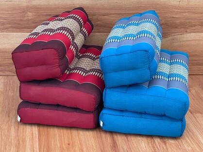 Double folded mediation cushion seat