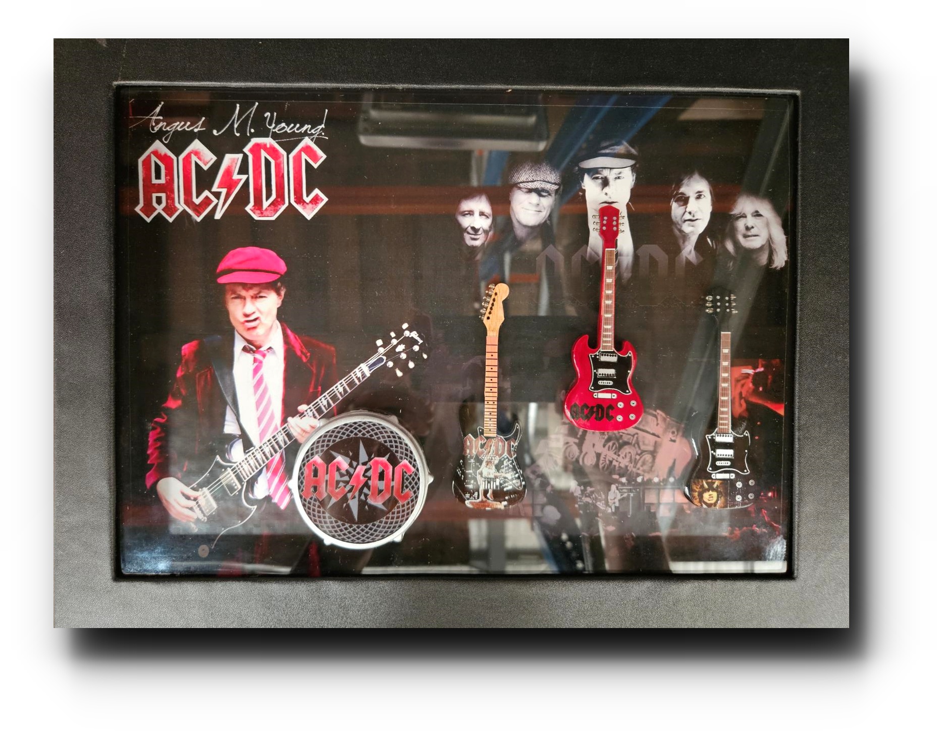 AC/DC Shadow box (SW-005)